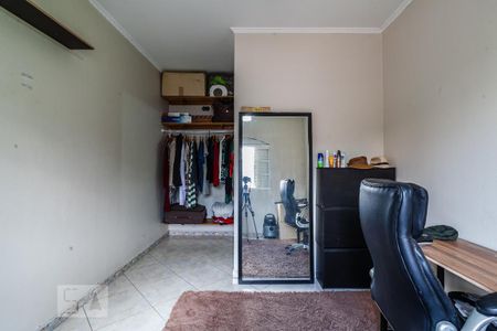 Casa à venda com 270m², 3 quartos e 8 vagas Casa à venda com 270m², 3 quartos e 8 vagasQuarto 3