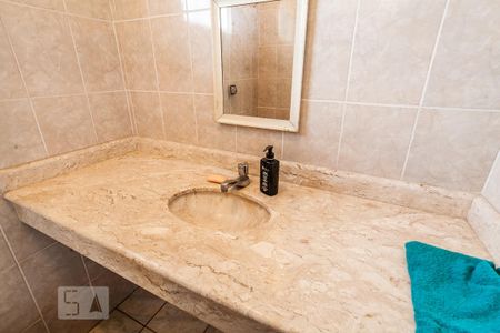 Casa à venda com 270m², 3 quartos e 8 vagas Casa à venda com 270m², 3 quartos e 8 vagasLavabo