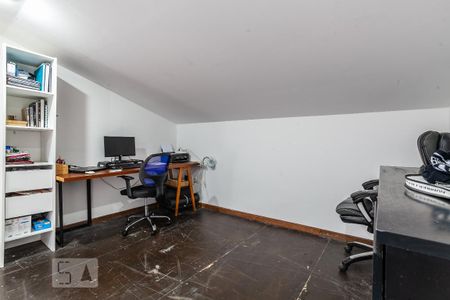 Casa à venda com 270m², 3 quartos e 8 vagas Casa à venda com 270m², 3 quartos e 8 vagasQuarto 1