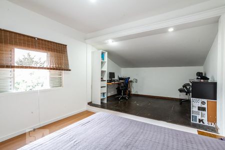 Casa à venda com 270m², 3 quartos e 8 vagas Casa à venda com 270m², 3 quartos e 8 vagasQuarto 1