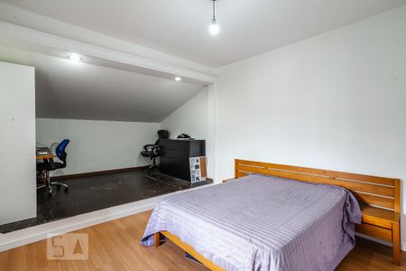 Casa à venda com 270m², 3 quartos e 8 vagas Casa à venda com 270m², 3 quartos e 8 vagasQuarto 1