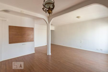 Apartamento à venda com 68m², 2 quartos e 2 vagasSala