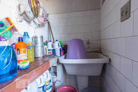 Casa à venda com 164m², 3 quartos e 2 vagasLavanderia