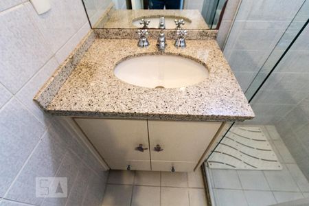 Apartamento à venda com 92m², 2 quartos e 2 vagasBanheiro