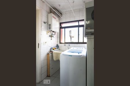 Apartamento à venda com 92m², 2 quartos e 2 vagasÁrea de Serviço