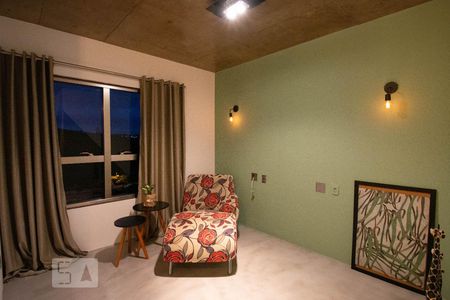 Sala de apartamento para alugar com 2 quartos, 70m² em Usina Piratininga, São Paulo