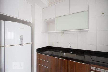 Cozinha de apartamento para alugar com 1 quarto, 50m² em Campo Belo, São Paulo