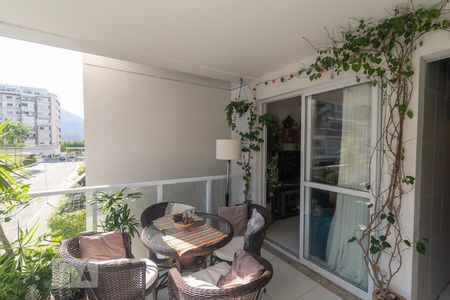 Varanda de apartamento para alugar com 2 quartos, 74m² em Recreio dos Bandeirantes, Rio de Janeiro