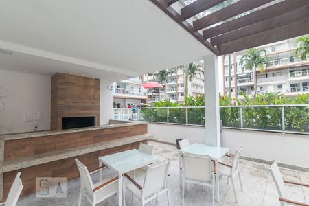 Apartamento para alugar com 74m², 2 quartos e 1 vagaÁrea Comum - Churrasqueira