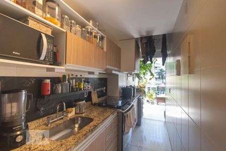 Apartamento para alugar com 74m², 2 quartos e 1 vagaCozinha