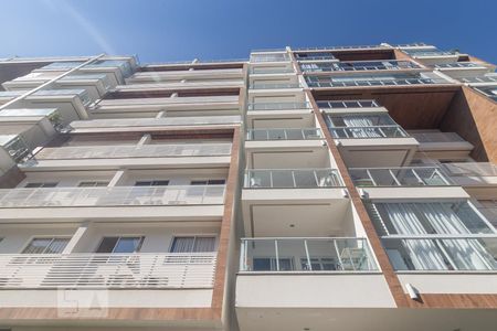 Apartamento para alugar com 74m², 2 quartos e 1 vagaFachada