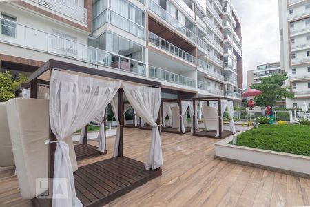 Apartamento para alugar com 74m², 2 quartos e 1 vagaÁrea Comum - Área Descanso