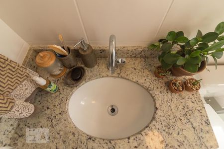 Apartamento para alugar com 74m², 2 quartos e 1 vagaBanheiro 2 - Pia