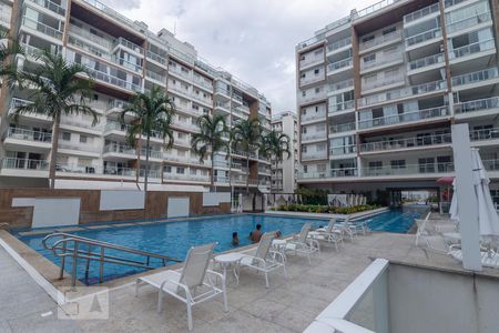 Apartamento para alugar com 74m², 2 quartos e 1 vagaÁrea Comum - Piscina