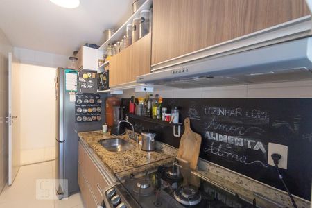 Apartamento para alugar com 74m², 2 quartos e 1 vagaCozinha