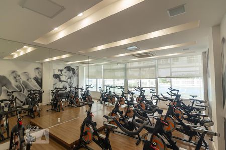 Apartamento para alugar com 74m², 2 quartos e 1 vagaÁrea Comum - Academia