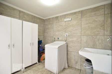 Casa à venda com 161m², 3 quartos e 2 vagasÁrea de Serviço