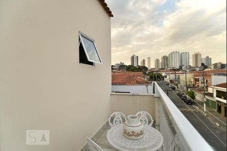 Casa à venda com 161m², 3 quartos e 2 vagasVaranda