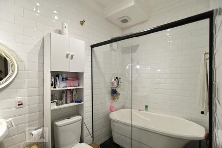 Casa à venda com 161m², 3 quartos e 2 vagasBanheiro Geral