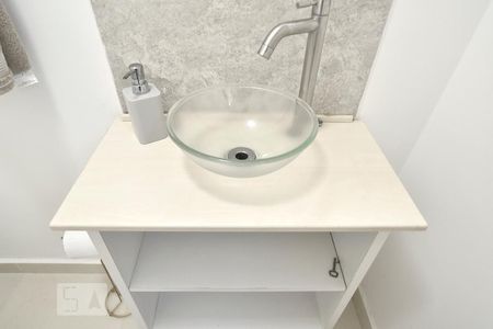 Casa à venda com 161m², 3 quartos e 2 vagasLavabo da Área de Serviço - Pia