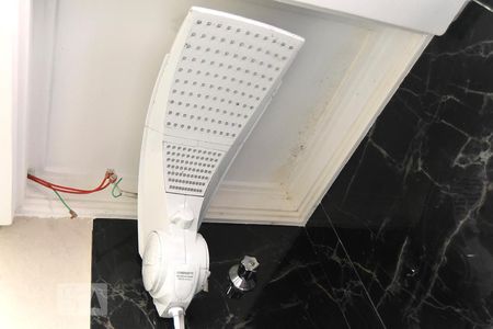 Casa à venda com 161m², 3 quartos e 2 vagasBanheiro da Suite - Chuveiro