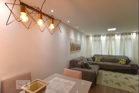 Casa à venda com 161m², 3 quartos e 2 vagasSala