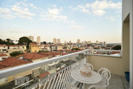 Casa à venda com 161m², 3 quartos e 2 vagasVaranda