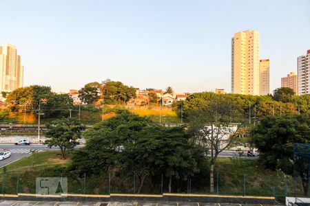 Quarto 1 - Vista de casa à venda com 2 quartos, 76m² em Vila Mazzei, São Paulo