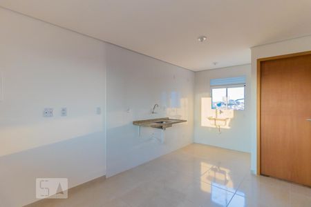 Sala/Cozinha de apartamento para alugar com 2 quartos, 35m² em Itaquera, São Paulo