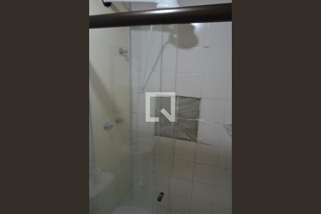 Apartamento para alugar com 60m², 2 quartos e 2 vagasBanheiro