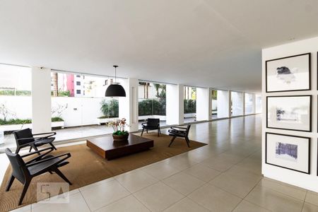 Apartamento para alugar com 184m², 3 quartos e 1 vaga Apartamento para alugar com 184m², 3 quartos e 1 vagaHall