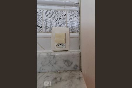 Apartamento para alugar com 184m², 3 quartos e 1 vaga Apartamento para alugar com 184m², 3 quartos e 1 vagaBanheiro - Tomada