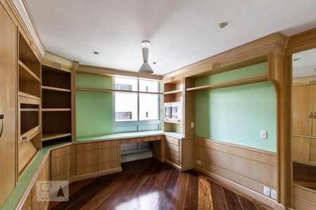 Apartamento para alugar com 184m², 3 quartos e 1 vaga Apartamento para alugar com 184m², 3 quartos e 1 vagaQuarto 2