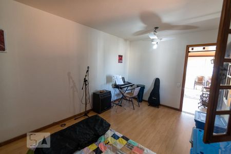 Apartamento à venda com 214m², 3 quartos e 3 vagasQuarto 2