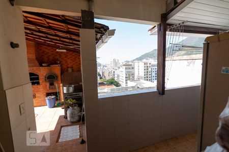 Apartamento à venda com 214m², 3 quartos e 3 vagasVista do quarto 2