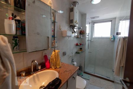 Apartamento à venda com 214m², 3 quartos e 3 vagasBanheiro da Suíte