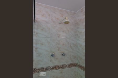 Apartamento à venda com 214m², 3 quartos e 3 vagasBanheiro 2