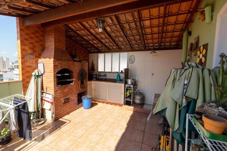 Apartamento à venda com 214m², 3 quartos e 3 vagasChurrasqueira Privativa