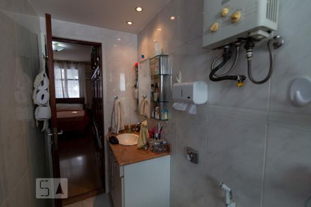 Apartamento à venda com 214m², 3 quartos e 3 vagasBanheiro da Suíte