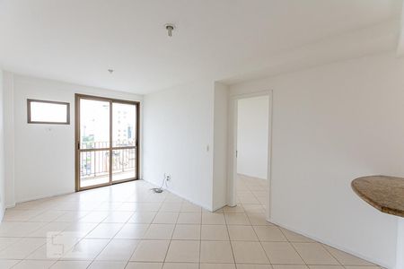 Sala de apartamento para alugar com 2 quartos, 68m² em Centro, Niterói