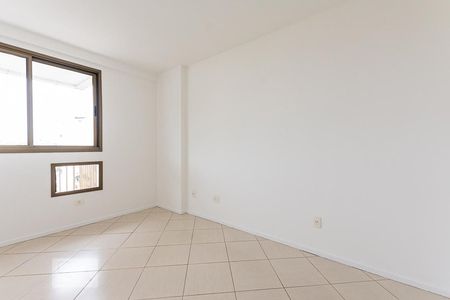 Suite 1 de apartamento para alugar com 2 quartos, 68m² em Centro, Niterói