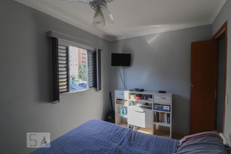 Dormitório 2 de apartamento para alugar com 2 quartos, 50m² em Centro, Guarulhos