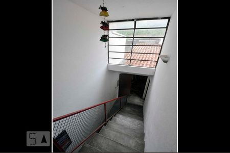 Casa à venda com 550m², 5 quartos e 1 vagaEscadas p/ os Quartos 