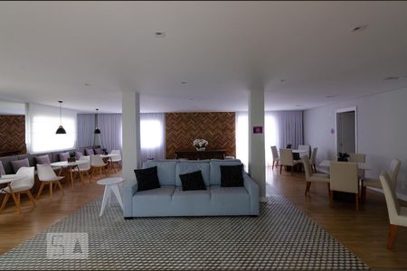 Apartamento à venda com 37m², 2 quartos e sem vaga Apartamento à venda com 37m², 2 quartos e sem vagaSalão de festa