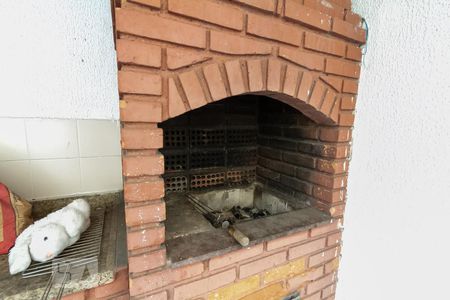 Casa à venda com 280m², 4 quartos e 5 vagas Casa à venda com 280m², 4 quartos e 5 vagasÁrea comum - Churrasqueira