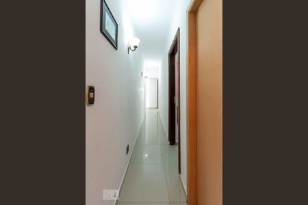 Casa à venda com 280m², 4 quartos e 5 vagas Casa à venda com 280m², 4 quartos e 5 vagasCorredor dos Quartos