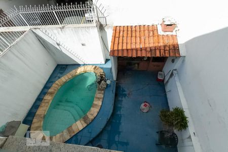 Casa à venda com 280m², 4 quartos e 5 vagas Casa à venda com 280m², 4 quartos e 5 vagasvista