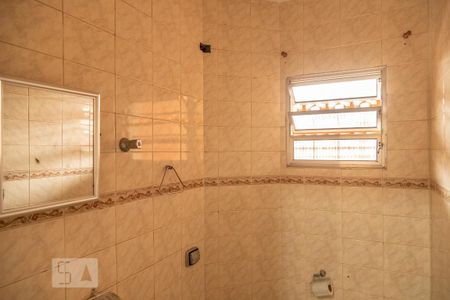 Casa à venda com 220m², 3 quartos e 2 vagas Casa à venda com 220m², 3 quartos e 2 vagasBanheiro da Suíte