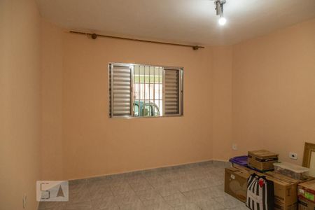 Casa à venda com 220m², 3 quartos e 2 vagas Casa à venda com 220m², 3 quartos e 2 vagasSuíte