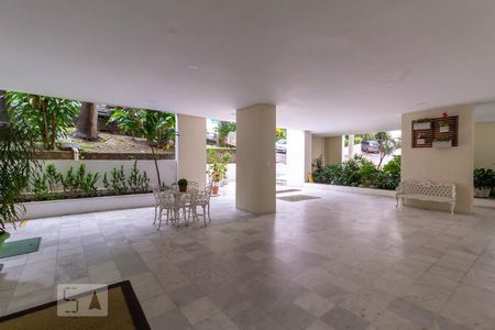 Apartamento para alugar com 55m², 2 quartos e 1 vagaHall de Entrada